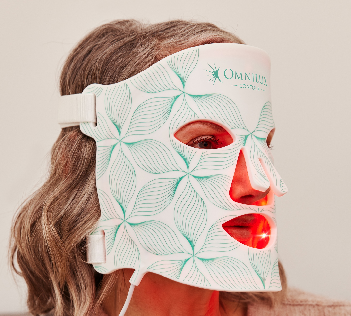 Omnilux Contour Face